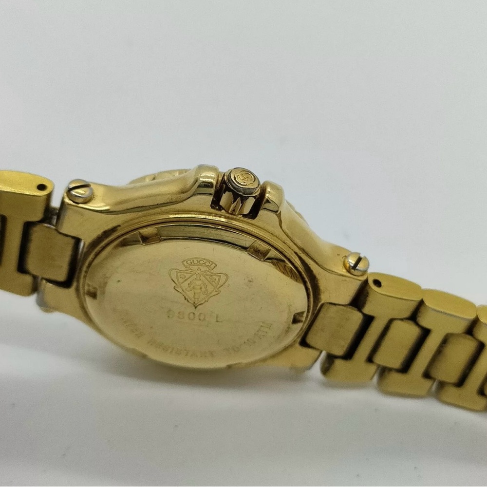 Gucci Watch - Picture 8 of 9